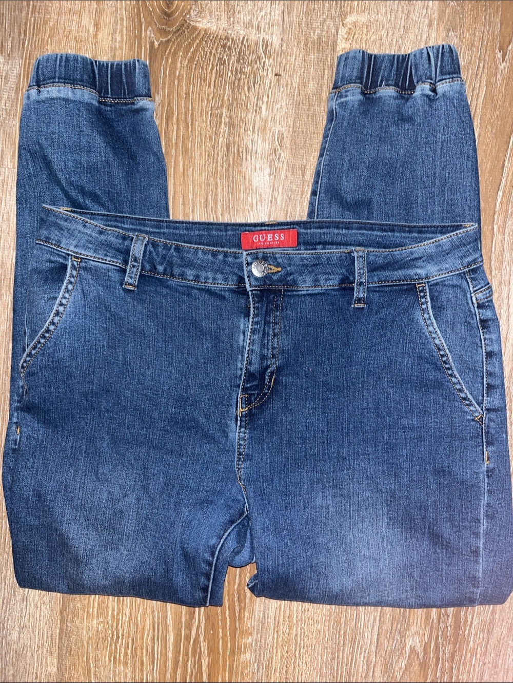 GUESS Women’s Indigo Blue Stretch Jeggings